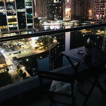 Luxury Modern Studio In Jlt With Amazing View & Rooftop Pool - Sleeps 3 Dubái Exterior foto